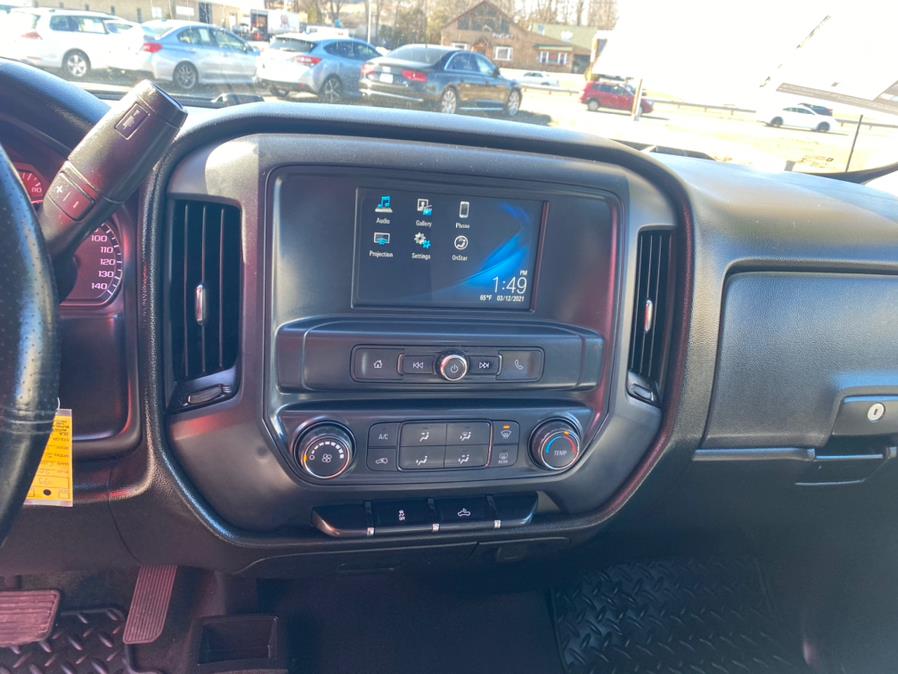 Used Chevrolet Silverado 1500 4WD Double Cab 143.5" Custom 2018 | Tru Auto Mall. Berlin, Connecticut Used Chevrolet Silverado 1500 4WD Double Cab 143.5" Custom 2018 | Tru Auto Mall. Berlin, Connecticut