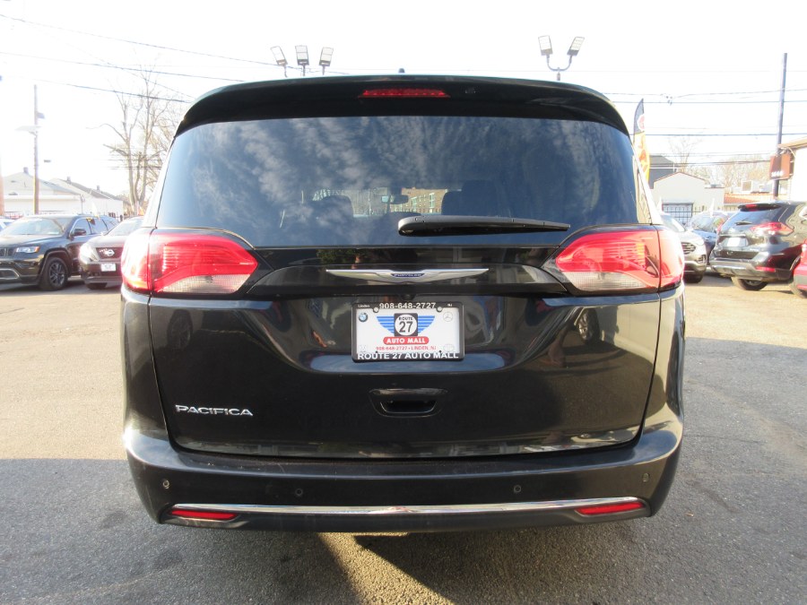 2019 Chrysler Pacifica Touring L FWD, available for sale in Linden, New Jersey | Route 27 Auto Mall. Linden, New Jersey 2019 Chrysler Pacifica Touring L FWD, available for sale in Linden, New Jersey | Route 27 Auto Mall. Linden, New Jersey