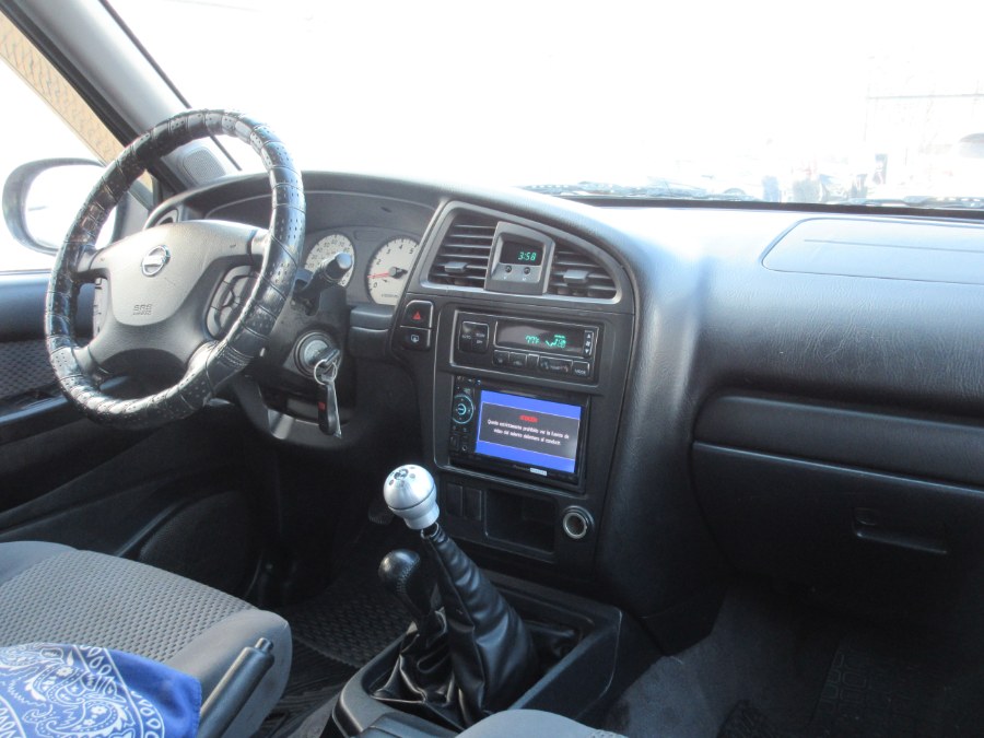 Used Nissan Pathfinder LE 4WD Auto 2002 | Route 27 Auto Mall. Linden, New Jersey Used Nissan Pathfinder LE 4WD Auto 2002 | Route 27 Auto Mall. Linden, New Jersey