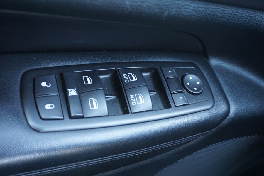 Used Jeep Grand Cherokee 4WD 4dr Laredo 2014 | Rockland Motor Company. Rockland, Maine Used Jeep Grand Cherokee 4WD 4dr Laredo 2014 | Rockland Motor Company. Rockland, Maine