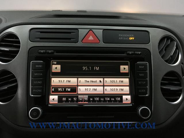 2010 Volkswagen Tiguan AWD 4dr SEL, available for sale in Naugatuck, Connecticut | J&M Automotive Sls&Svc LLC. Naugatuck, Connecticut 2010 Volkswagen Tiguan AWD 4dr SEL, available for sale in Naugatuck, Connecticut | J&M Automotive Sls&Svc LLC. Naugatuck, Connecticut