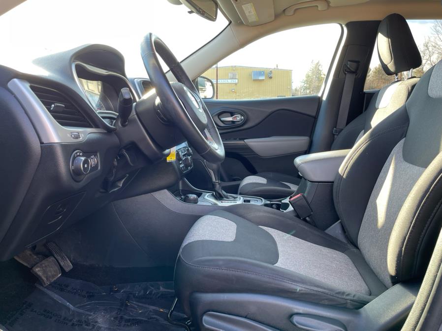 Used Jeep Cherokee 4WD 4dr Latitude 2014 | Merrimack Autosport. Merrimack, New Hampshire Used Jeep Cherokee 4WD 4dr Latitude 2014 | Merrimack Autosport. Merrimack, New Hampshire