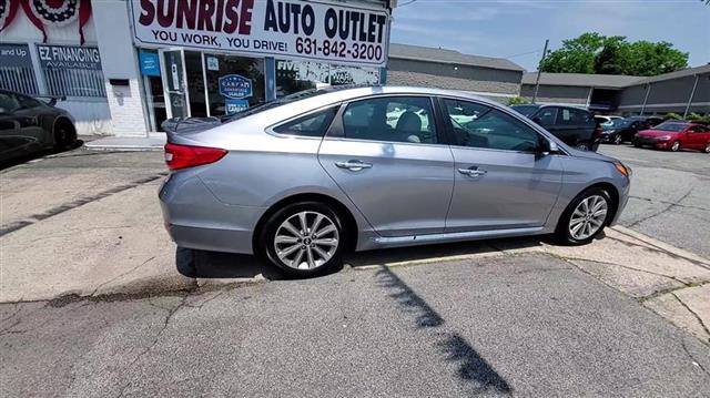 Used Hyundai Sonata Limited 2.4L 2017 | Northshore Motors. Syosset , New York Used Hyundai Sonata Limited 2.4L 2017 | Northshore Motors. Syosset , New York