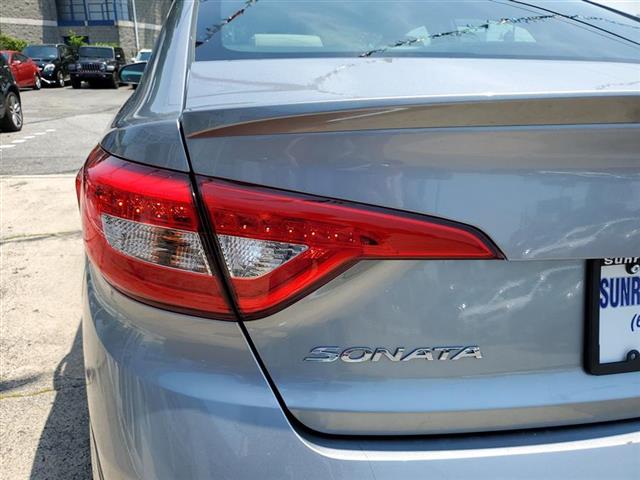 Used Hyundai Sonata Limited 2.4L 2017 | Northshore Motors. Syosset , New York Used Hyundai Sonata Limited 2.4L 2017 | Northshore Motors. Syosset , New York