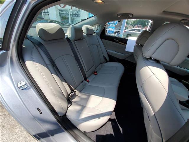 Used Hyundai Sonata Limited 2.4L 2017 | Northshore Motors. Syosset , New York Used Hyundai Sonata Limited 2.4L 2017 | Northshore Motors. Syosset , New York