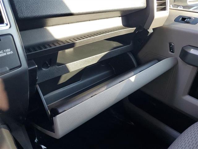 Used Ford F-150 XLT 4WD SuperCrew 5.5'' Box 2017 | Sunrise Auto Outlet. Amityville, New York Used Ford F-150 XLT 4WD SuperCrew 5.5'' Box 2017 | Sunrise Auto Outlet. Amityville, New York