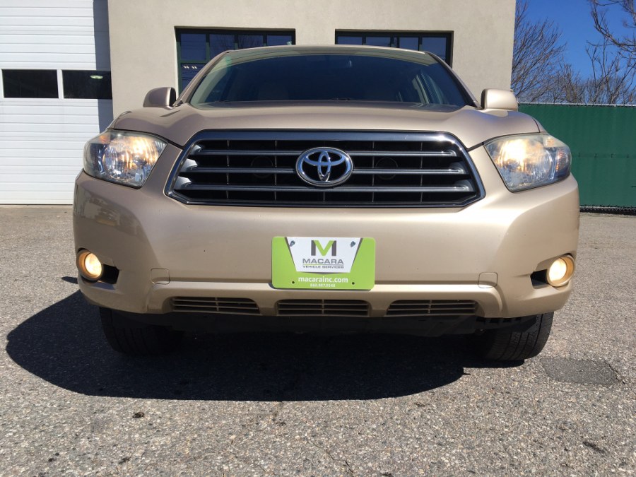 Used Toyota Highlander 4WD 4dr Sport 2008 | MACARA Vehicle Services, Inc. Norwich, Connecticut