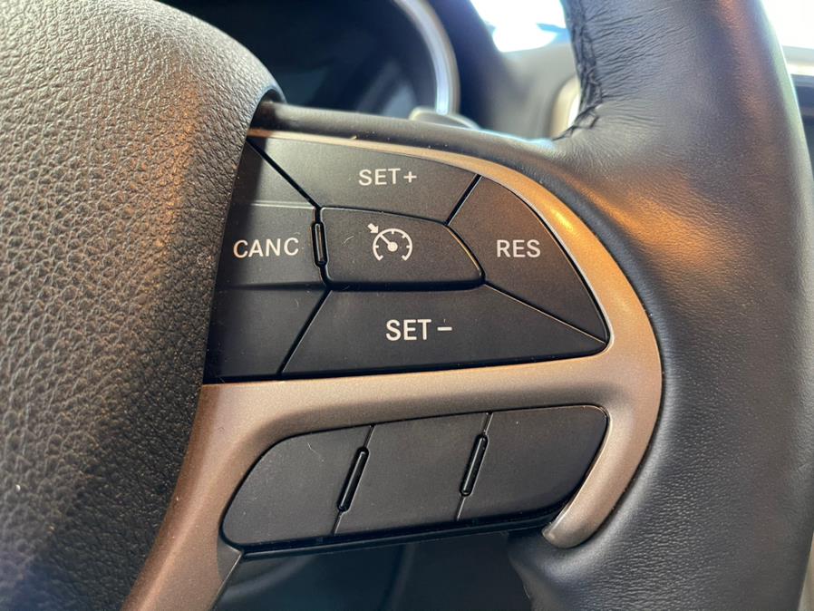 Used Jeep Grand Cherokee 1941 Edition Limited 4x4 2017 | 5 Towns Drive. Inwood, New York Used Jeep Grand Cherokee 1941 Edition Limited 4x4 2017 | 5 Towns Drive. Inwood, New York