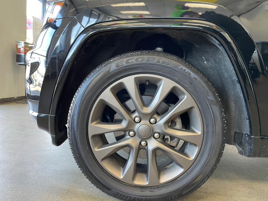 Used Jeep Grand Cherokee 1941 Edition Limited 4x4 2017 | 5 Towns Drive. Inwood, New York Used Jeep Grand Cherokee 1941 Edition Limited 4x4 2017 | 5 Towns Drive. Inwood, New York