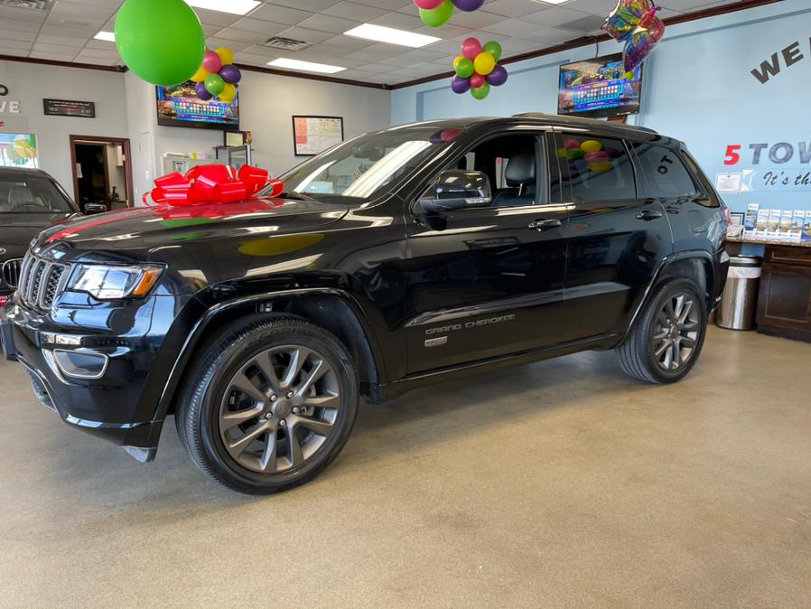 Used Jeep Grand Cherokee 1941 Edition Limited 4x4 2017 | 5 Towns Drive. Inwood, New York Used Jeep Grand Cherokee 1941 Edition Limited 4x4 2017 | 5 Towns Drive. Inwood, New York