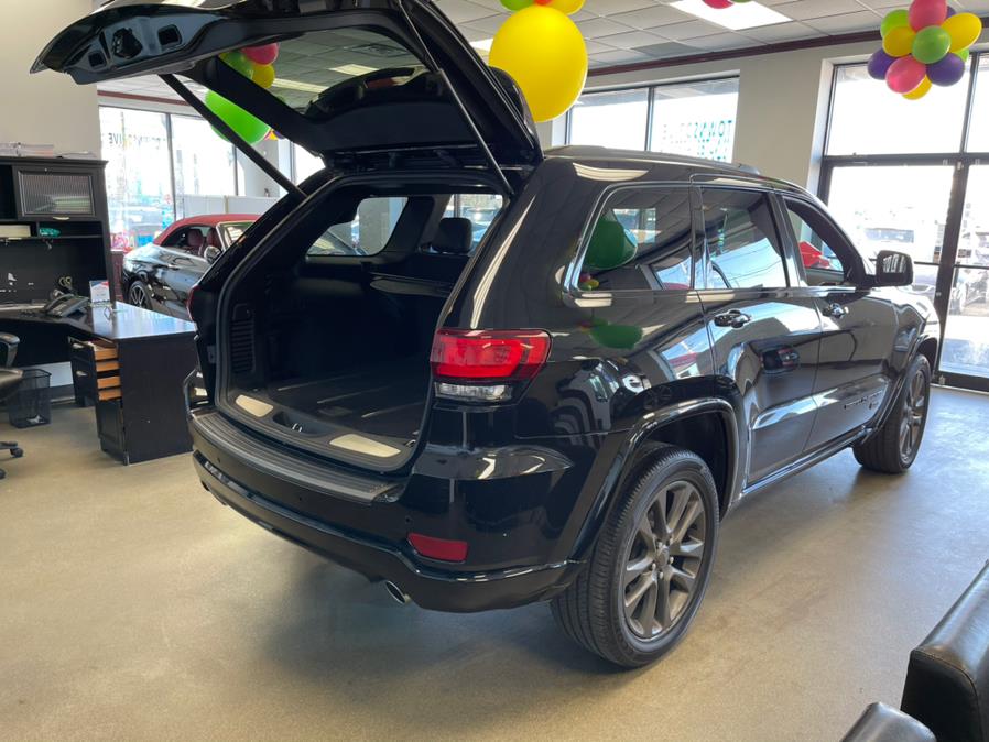 Used Jeep Grand Cherokee 1941 Edition Limited 4x4 2017 | 5 Towns Drive. Inwood, New York Used Jeep Grand Cherokee 1941 Edition Limited 4x4 2017 | 5 Towns Drive. Inwood, New York