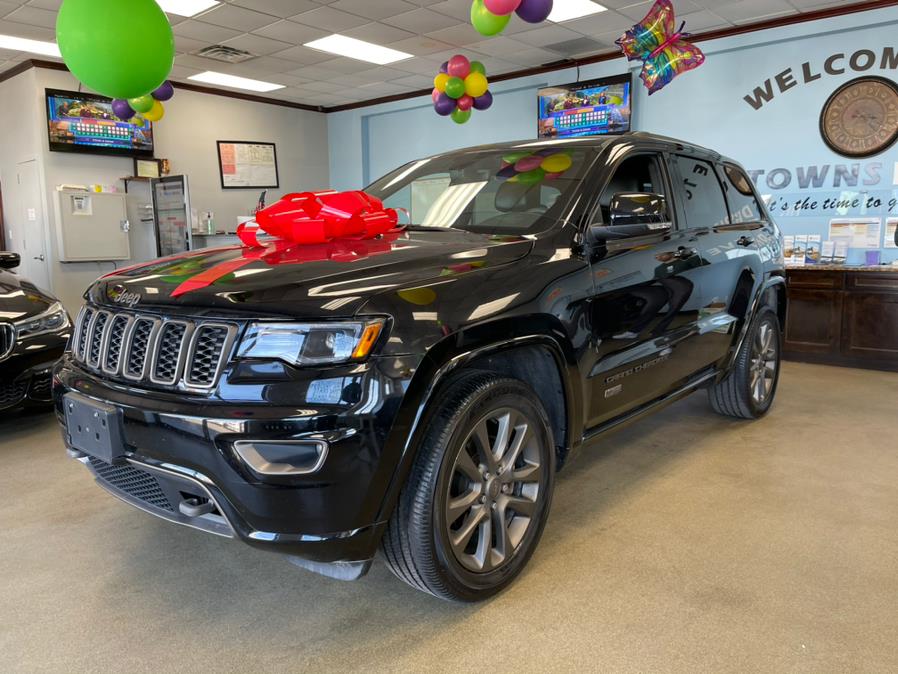 Used Jeep Grand Cherokee 1941 Edition Limited 4x4 2017 | 5 Towns Drive. Inwood, New York Used Jeep Grand Cherokee 1941 Edition Limited 4x4 2017 | 5 Towns Drive. Inwood, New York