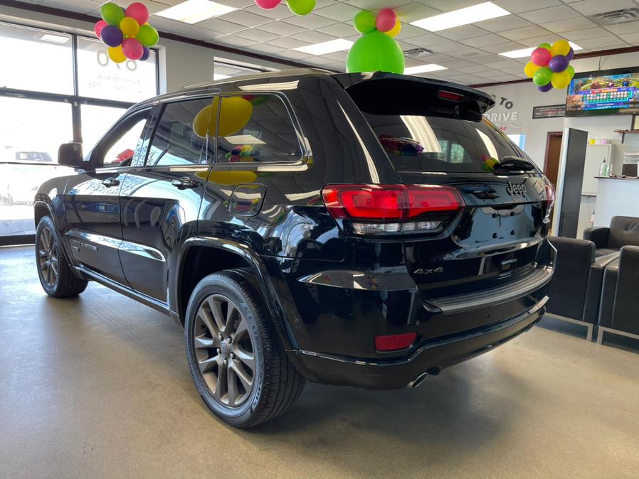 Used Jeep Grand Cherokee 1941 Edition Limited 4x4 2017 | 5 Towns Drive. Inwood, New York Used Jeep Grand Cherokee 1941 Edition Limited 4x4 2017 | 5 Towns Drive. Inwood, New York