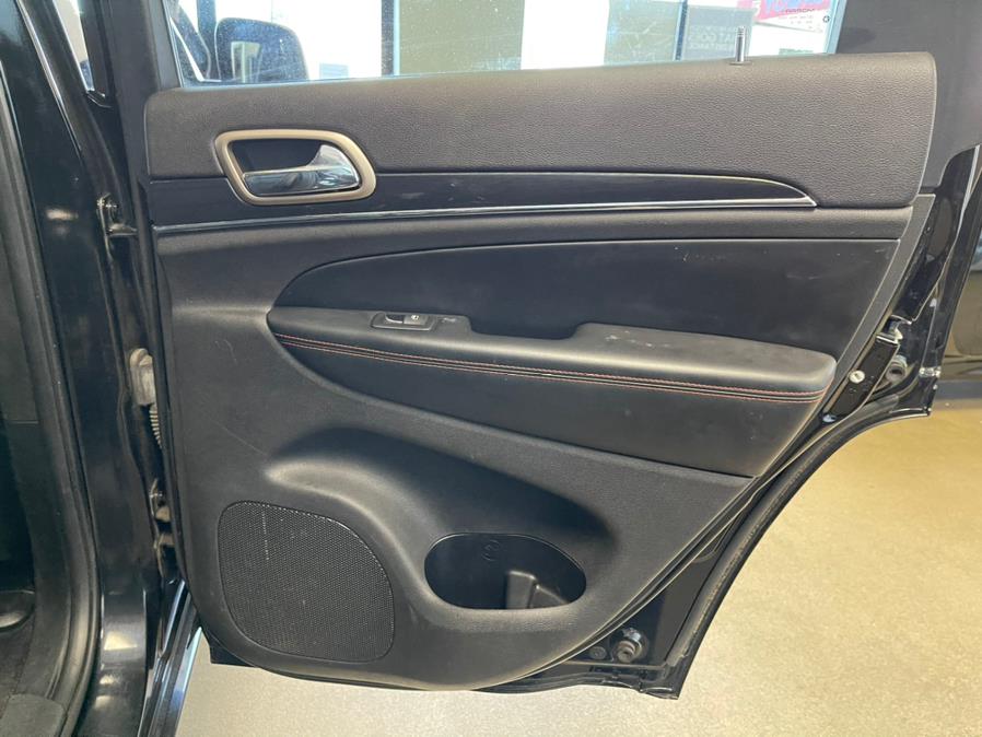 Used Jeep Grand Cherokee 1941 Edition Limited 4x4 2017 | 5 Towns Drive. Inwood, New York Used Jeep Grand Cherokee 1941 Edition Limited 4x4 2017 | 5 Towns Drive. Inwood, New York