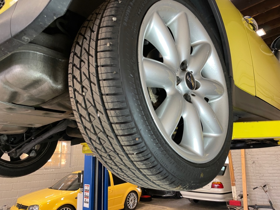 2004 MINI Cooper Hardtop 2dr Cpe S, available for sale in Salt Lake City, Utah | Guchon Imports. Salt Lake City, Utah 2004 MINI Cooper Hardtop 2dr Cpe S, available for sale in Salt Lake City, Utah | Guchon Imports. Salt Lake City, Utah