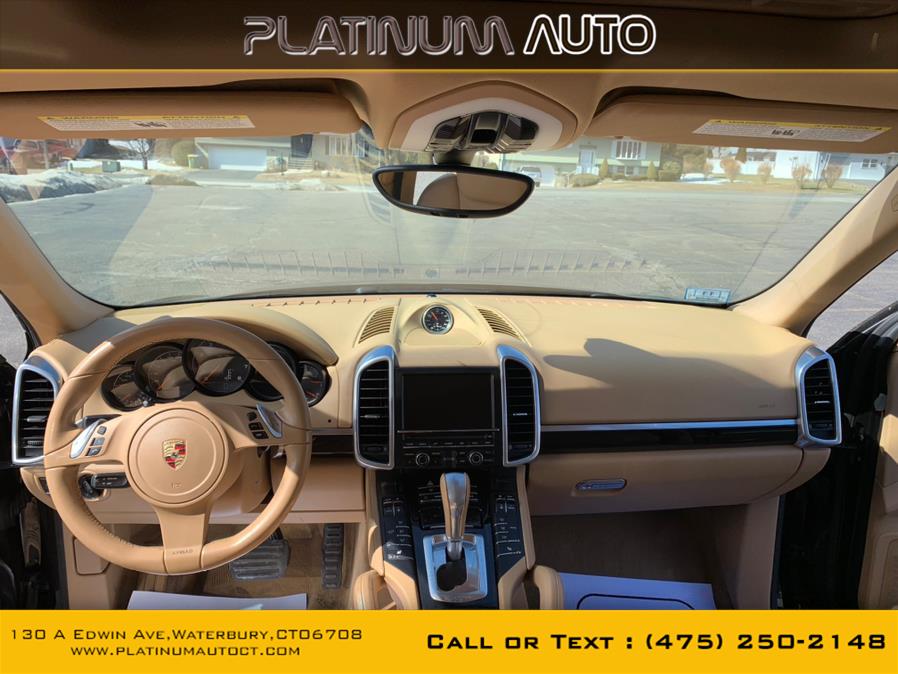 Used Porsche Cayenne AWD 4dr Tiptronic 2012 | Platinum Auto Care. Waterbury, Connecticut Used Porsche Cayenne AWD 4dr Tiptronic 2012 | Platinum Auto Care. Waterbury, Connecticut