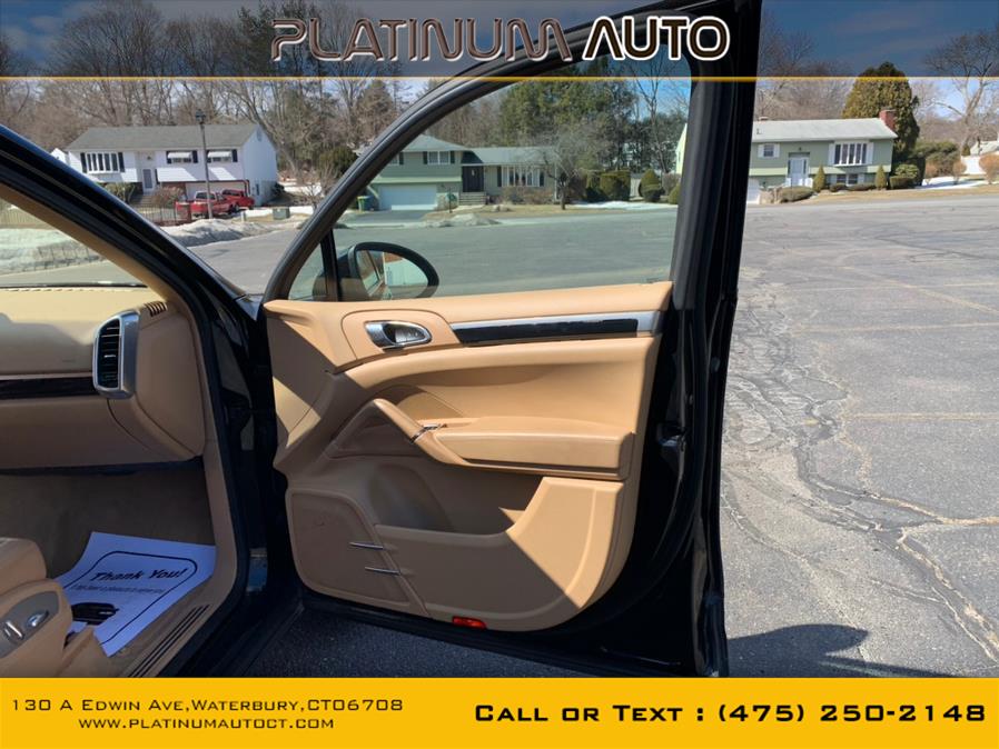 Used Porsche Cayenne AWD 4dr Tiptronic 2012 | Platinum Auto Care. Waterbury, Connecticut Used Porsche Cayenne AWD 4dr Tiptronic 2012 | Platinum Auto Care. Waterbury, Connecticut