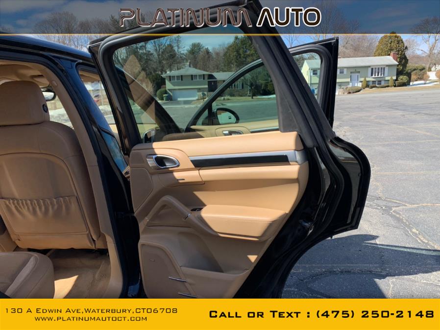 Used Porsche Cayenne AWD 4dr Tiptronic 2012 | Platinum Auto Care. Waterbury, Connecticut Used Porsche Cayenne AWD 4dr Tiptronic 2012 | Platinum Auto Care. Waterbury, Connecticut