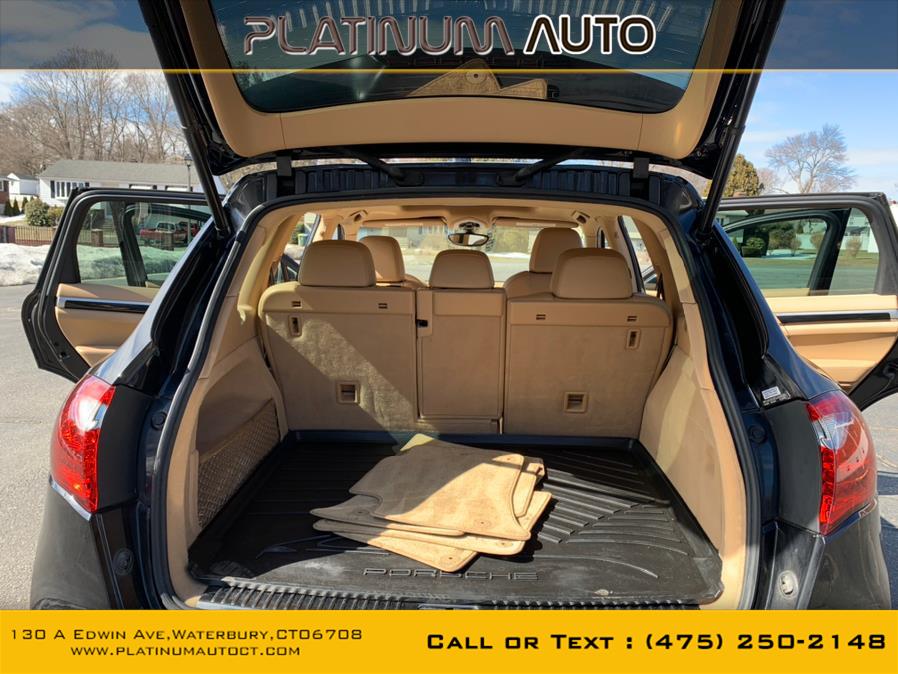 Used Porsche Cayenne AWD 4dr Tiptronic 2012 | Platinum Auto Care. Waterbury, Connecticut Used Porsche Cayenne AWD 4dr Tiptronic 2012 | Platinum Auto Care. Waterbury, Connecticut