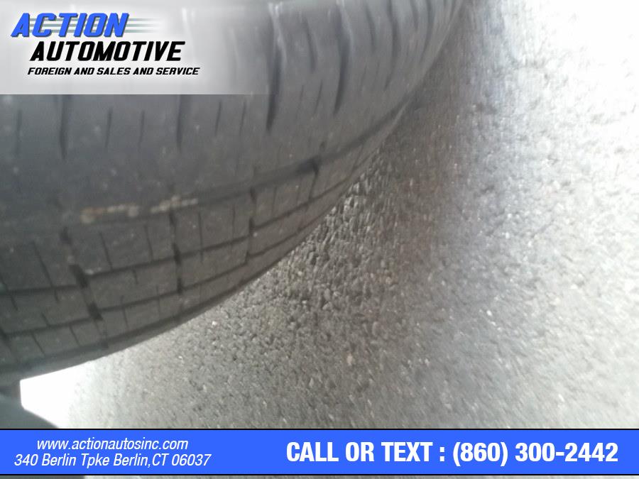 Used Hyundai Santa Fe AWD 4dr Auto Limited 2009 | Action Automotive. Berlin, Connecticut Used Hyundai Santa Fe AWD 4dr Auto Limited 2009 | Action Automotive. Berlin, Connecticut
