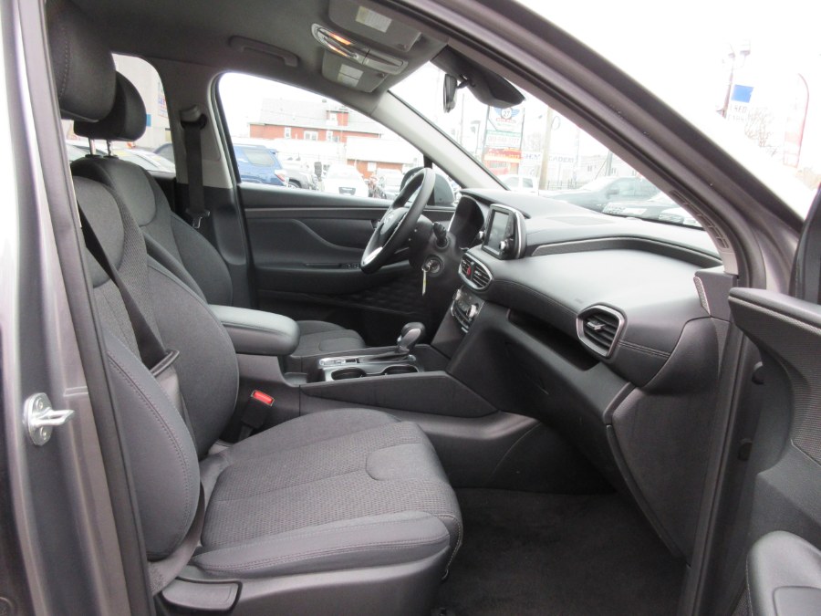Used Hyundai Santa Fe SE 2.4L Auto AWD 2020 | Route 27 Auto Mall. Linden, New Jersey Used Hyundai Santa Fe SE 2.4L Auto AWD 2020 | Route 27 Auto Mall. Linden, New Jersey