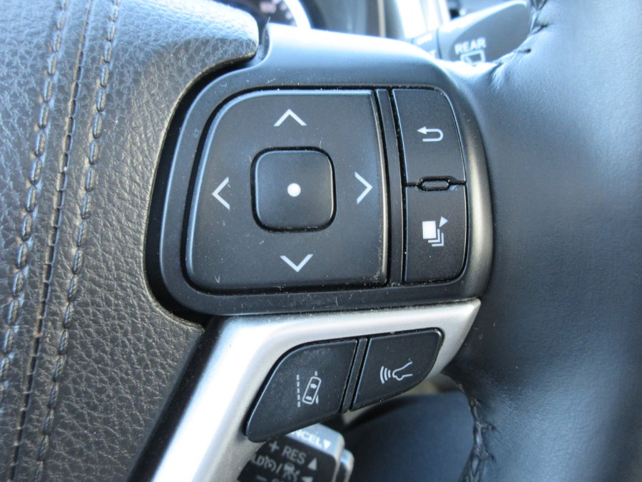 2018 Toyota Highlander XLE V6 AWD (Natl), available for sale in Linden, New Jersey | Route 27 Auto Mall. Linden, New Jersey 2018 Toyota Highlander XLE V6 AWD (Natl), available for sale in Linden, New Jersey | Route 27 Auto Mall. Linden, New Jersey