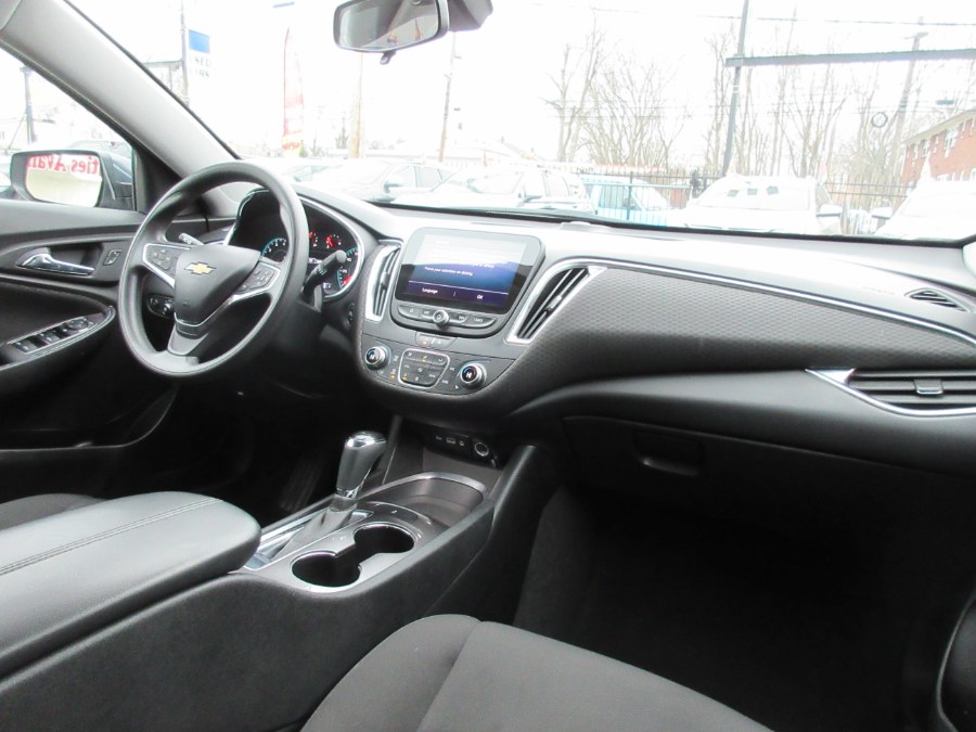 2020 Chevrolet Malibu 4dr Sdn LT, available for sale in Linden, New Jersey | Route 27 Auto Mall. Linden, New Jersey 2020 Chevrolet Malibu 4dr Sdn LT, available for sale in Linden, New Jersey | Route 27 Auto Mall. Linden, New Jersey