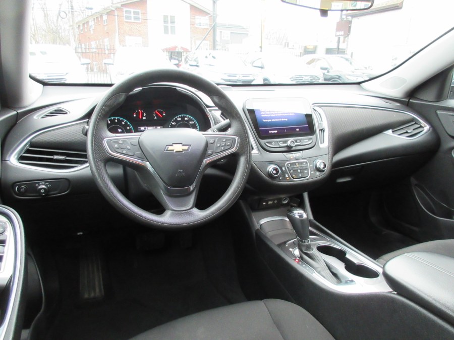 2020 Chevrolet Malibu 4dr Sdn LT, available for sale in Linden, New Jersey | Route 27 Auto Mall. Linden, New Jersey 2020 Chevrolet Malibu 4dr Sdn LT, available for sale in Linden, New Jersey | Route 27 Auto Mall. Linden, New Jersey