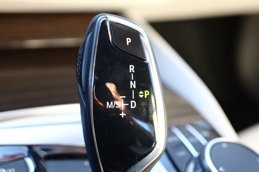 Used BMW 5 Series 530i xDrive Sedan 2018 | Hillside Auto Mall Inc.. Jamaica, New York Used BMW 5 Series 530i xDrive Sedan 2018 | Hillside Auto Mall Inc.. Jamaica, New York