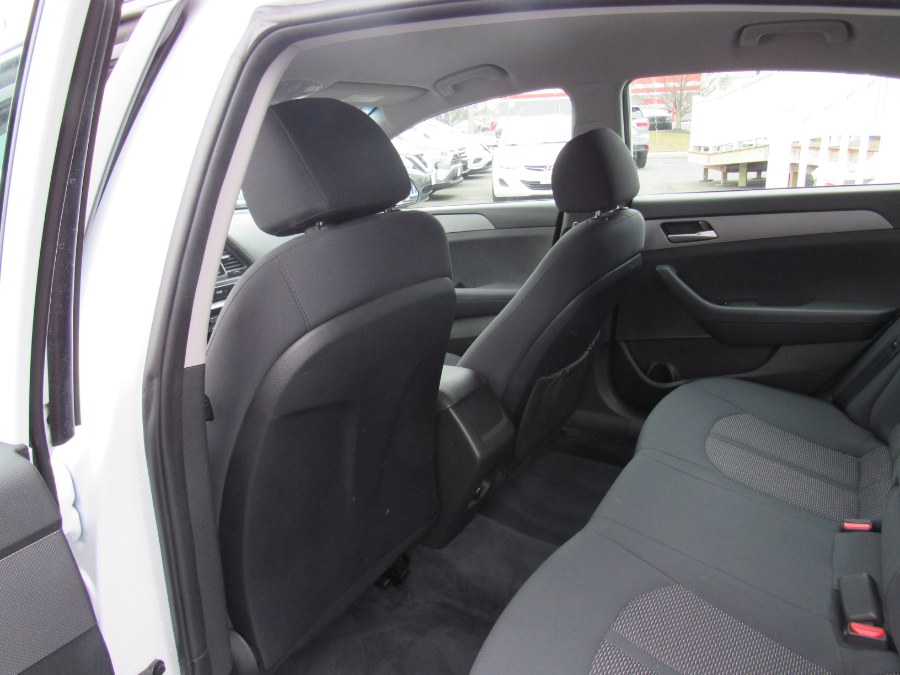 Used Hyundai Sonata SE 2.4L SULEV 2018 | NJ Used Cars Center. Irvington, New Jersey Used Hyundai Sonata SE 2.4L SULEV 2018 | NJ Used Cars Center. Irvington, New Jersey