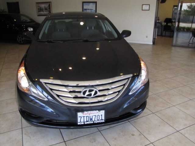2011 Hyundai Sonata 4dr Sdn 2.4L Auto GLS, available for sale in Placentia, California | Auto Network Group Inc. Placentia, California 2011 Hyundai Sonata 4dr Sdn 2.4L Auto GLS, available for sale in Placentia, California | Auto Network Group Inc. Placentia, California