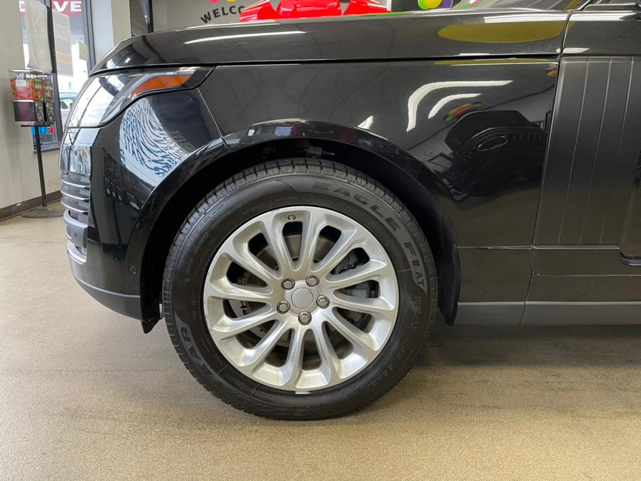 2018 Land Rover Range Rover Td6 Diesel HSE SWB, available for sale in Inwood, New York | 5 Towns Drive. Inwood, New York 2018 Land Rover Range Rover Td6 Diesel HSE SWB, available for sale in Inwood, New York | 5 Towns Drive. Inwood, New York