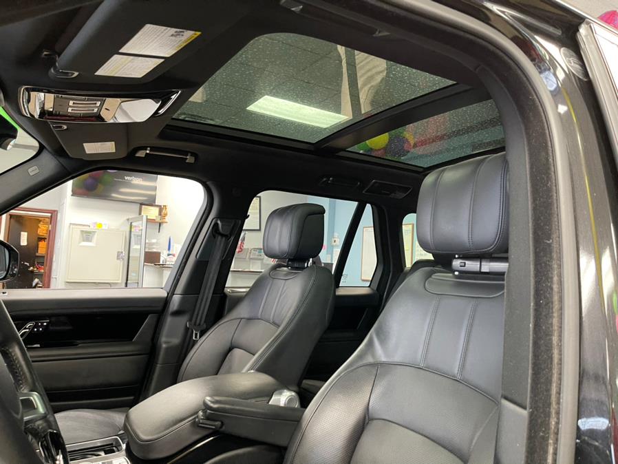 2018 Land Rover Range Rover Td6 Diesel HSE SWB, available for sale in Inwood, New York | 5 Towns Drive. Inwood, New York 2018 Land Rover Range Rover Td6 Diesel HSE SWB, available for sale in Inwood, New York | 5 Towns Drive. Inwood, New York