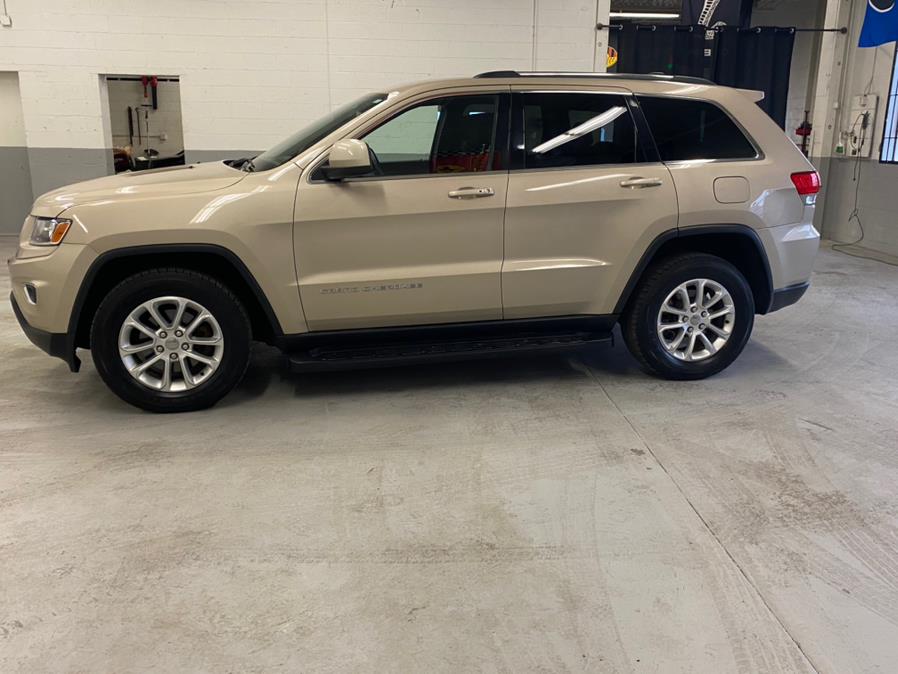 2014 Jeep Grand Cherokee 4WD 4dr Laredo, available for sale in Bridgeport, Connecticut | CT Auto. Bridgeport, Connecticut 2014 Jeep Grand Cherokee 4WD 4dr Laredo, available for sale in Bridgeport, Connecticut | CT Auto. Bridgeport, Connecticut