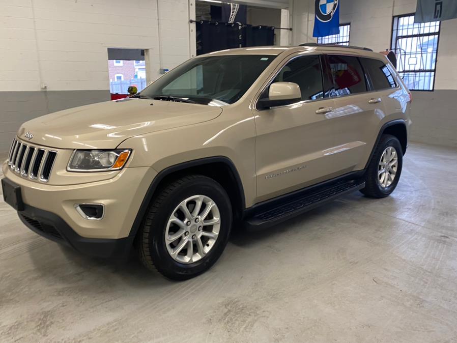 2014 Jeep Grand Cherokee 4WD 4dr Laredo, available for sale in Bridgeport, Connecticut | CT Auto. Bridgeport, Connecticut 2014 Jeep Grand Cherokee 4WD 4dr Laredo, available for sale in Bridgeport, Connecticut | CT Auto. Bridgeport, Connecticut