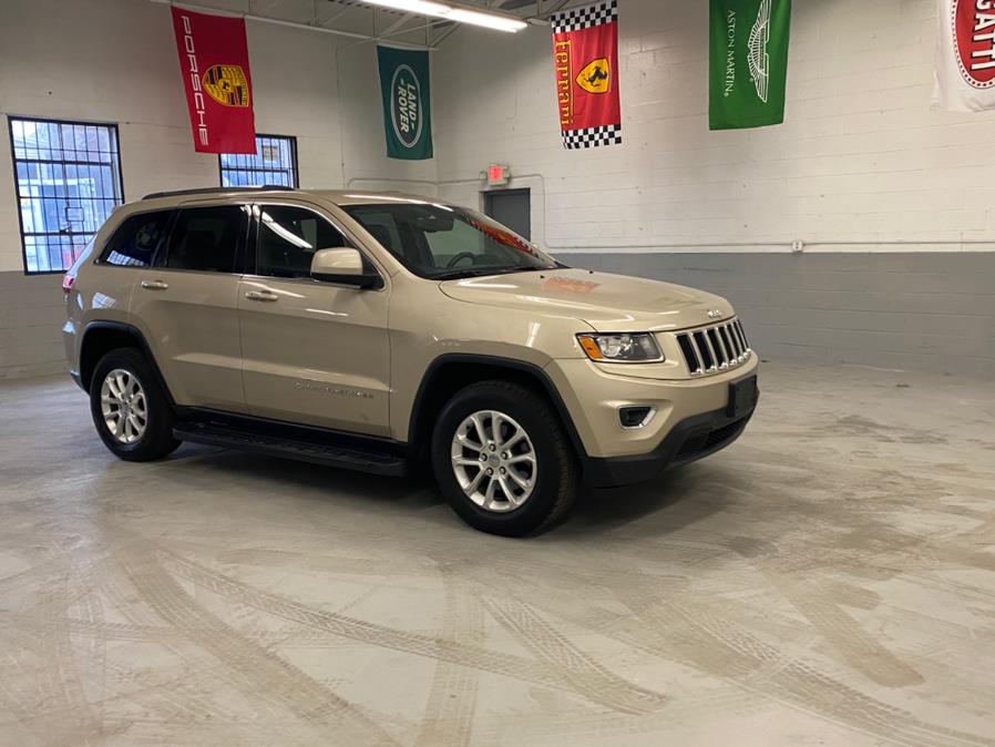 2014 Jeep Grand Cherokee 4WD 4dr Laredo, available for sale in Bridgeport, Connecticut | CT Auto. Bridgeport, Connecticut 2014 Jeep Grand Cherokee 4WD 4dr Laredo, available for sale in Bridgeport, Connecticut | CT Auto. Bridgeport, Connecticut