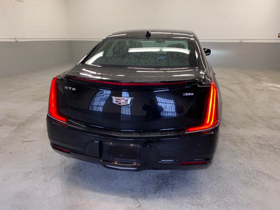 2018 Cadillac XTS 4dr Sdn FWD, available for sale in Bridgeport, Connecticut | CT Auto. Bridgeport, Connecticut 2018 Cadillac XTS 4dr Sdn FWD, available for sale in Bridgeport, Connecticut | CT Auto. Bridgeport, Connecticut