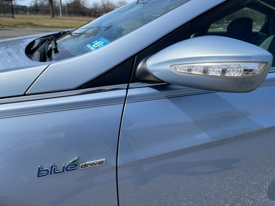 2012 Hyundai Sonata 4dr Sdn 2.4L Auto Hybrid, available for sale in Lyndhurst, New Jersey | Cars With Deals. Lyndhurst, New Jersey 2012 Hyundai Sonata 4dr Sdn 2.4L Auto Hybrid, available for sale in Lyndhurst, New Jersey | Cars With Deals. Lyndhurst, New Jersey