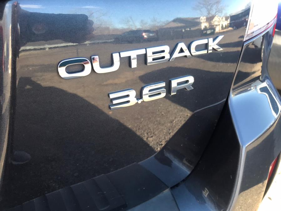 Used Subaru Outback 4dr Wgn H6 Auto 3.6R Ltd Pwr Moon 2010 | Main Auto of Berlin. Berlin, Connecticut Used Subaru Outback 4dr Wgn H6 Auto 3.6R Ltd Pwr Moon 2010 | Main Auto of Berlin. Berlin, Connecticut