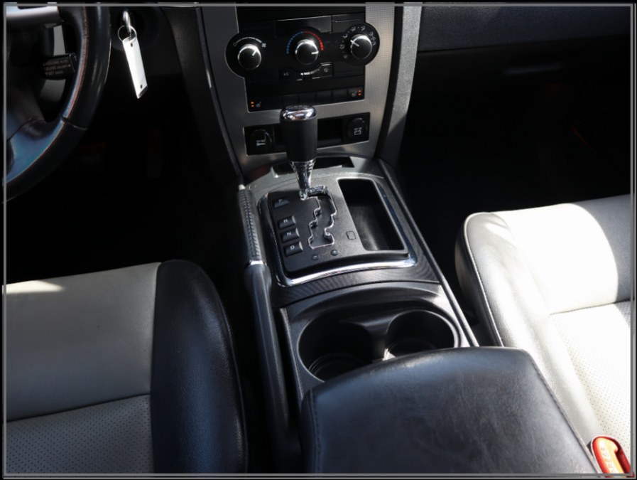 2009 Jeep Grand Cherokee 4WD 4dr Rocky Mountain, available for sale in Huntington Station, New York | My Auto Inc.. Huntington Station, New York 2009 Jeep Grand Cherokee 4WD 4dr Rocky Mountain, available for sale in Huntington Station, New York | My Auto Inc.. Huntington Station, New York