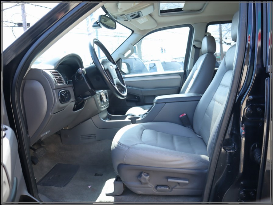 Used Ford Explorer 4dr 114" WB 4.0L XLT 4WD 2004 | My Auto Inc.. Huntington Station, New York