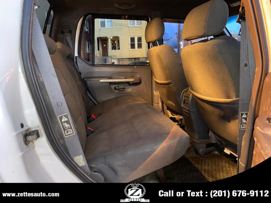 Used Ford Explorer Sport Trac 4dr 126" WB 4WD 2001 | Zettes Auto Mall. Jersey City, New Jersey Used Ford Explorer Sport Trac 4dr 126" WB 4WD 2001 | Zettes Auto Mall. Jersey City, New Jersey