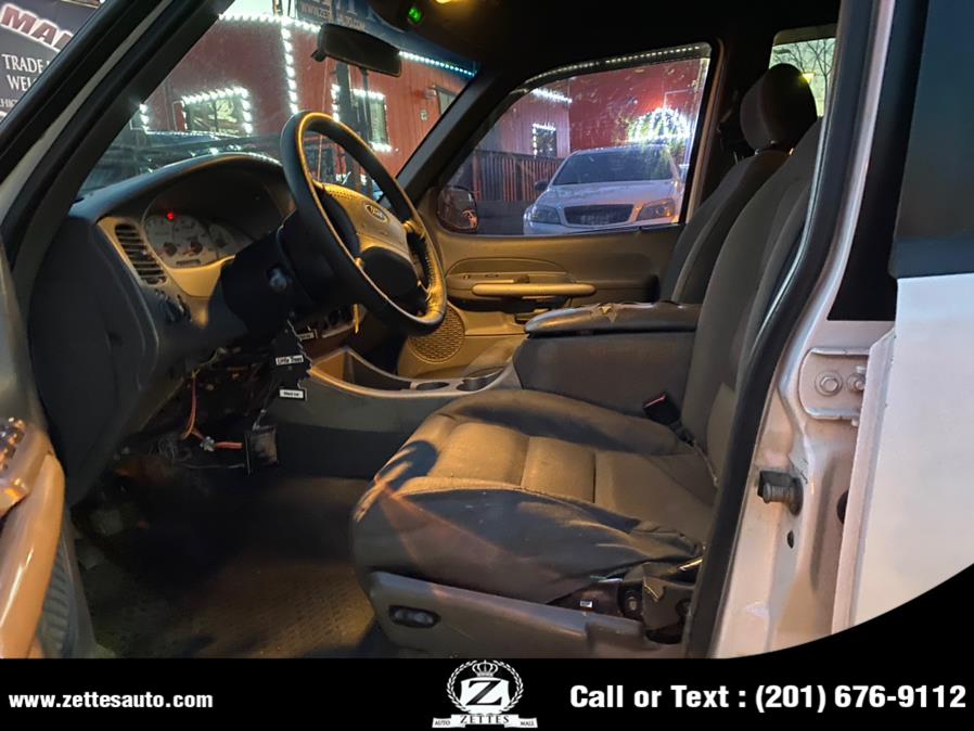 Used Ford Explorer Sport Trac 4dr 126" WB 4WD 2001 | Zettes Auto Mall. Jersey City, New Jersey Used Ford Explorer Sport Trac 4dr 126" WB 4WD 2001 | Zettes Auto Mall. Jersey City, New Jersey