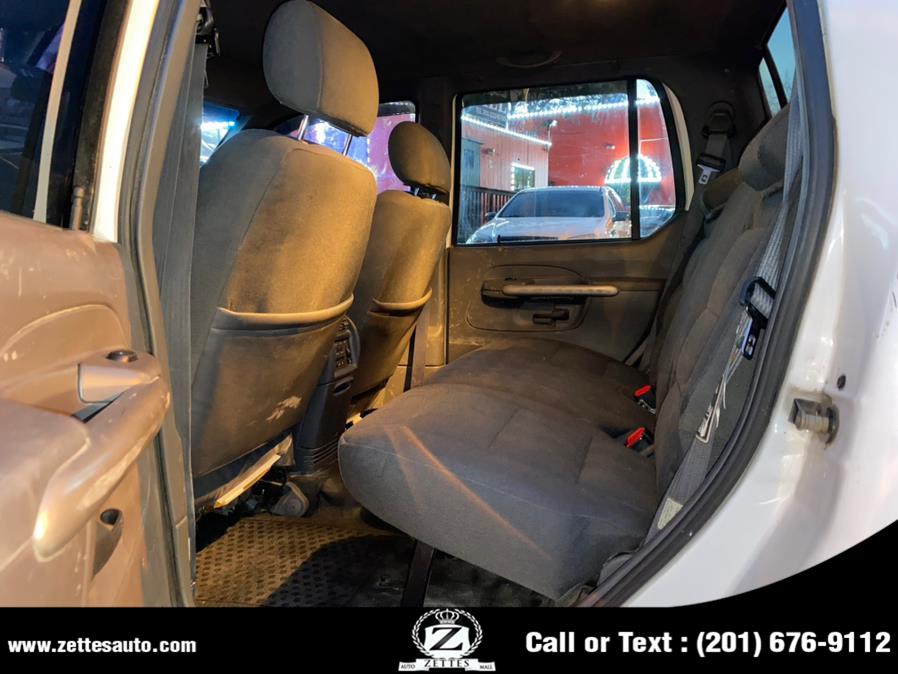 Used Ford Explorer Sport Trac 4dr 126" WB 4WD 2001 | Zettes Auto Mall. Jersey City, New Jersey Used Ford Explorer Sport Trac 4dr 126" WB 4WD 2001 | Zettes Auto Mall. Jersey City, New Jersey