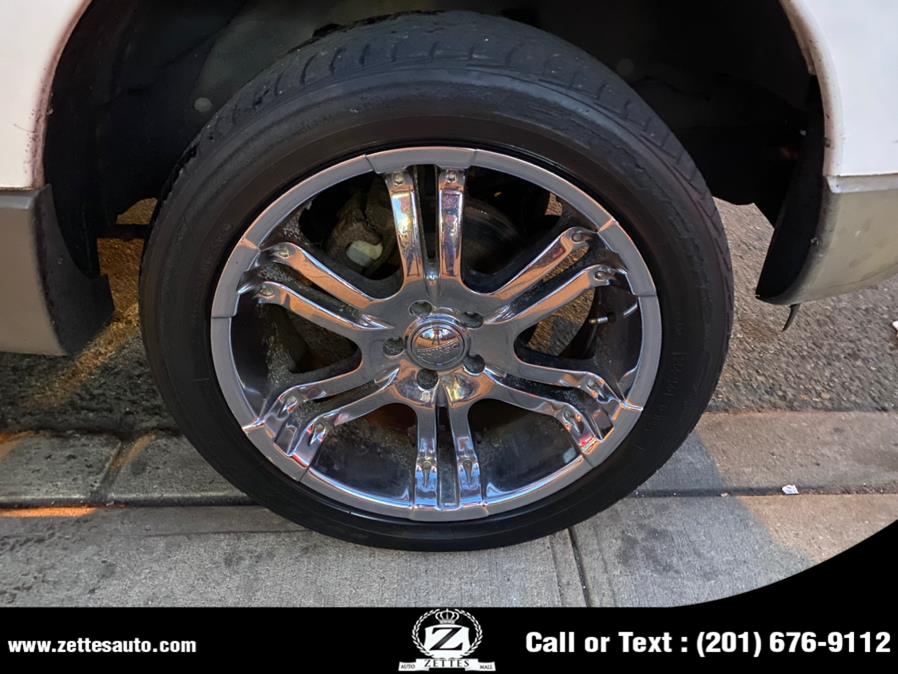 Used Ford Explorer Sport Trac 4dr 126" WB 4WD 2001 | Zettes Auto Mall. Jersey City, New Jersey Used Ford Explorer Sport Trac 4dr 126" WB 4WD 2001 | Zettes Auto Mall. Jersey City, New Jersey