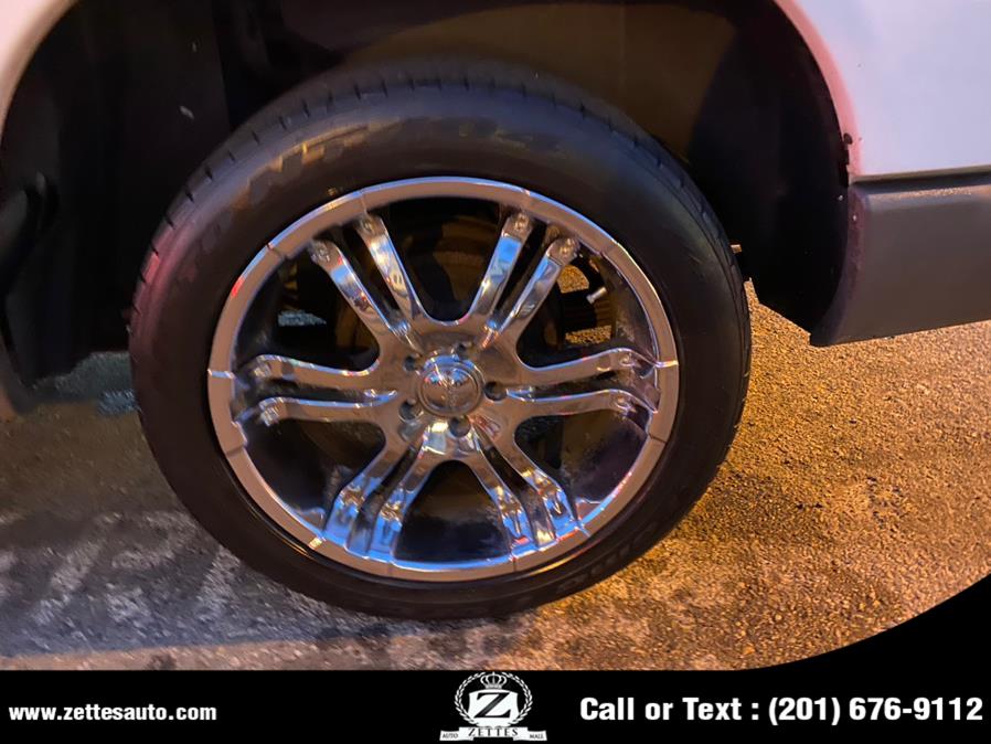 Used Ford Explorer Sport Trac 4dr 126" WB 4WD 2001 | Zettes Auto Mall. Jersey City, New Jersey Used Ford Explorer Sport Trac 4dr 126" WB 4WD 2001 | Zettes Auto Mall. Jersey City, New Jersey