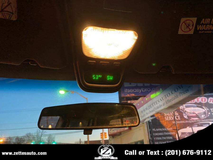 Used Ford Explorer Sport Trac 4dr 126" WB 4WD 2001 | Zettes Auto Mall. Jersey City, New Jersey Used Ford Explorer Sport Trac 4dr 126" WB 4WD 2001 | Zettes Auto Mall. Jersey City, New Jersey