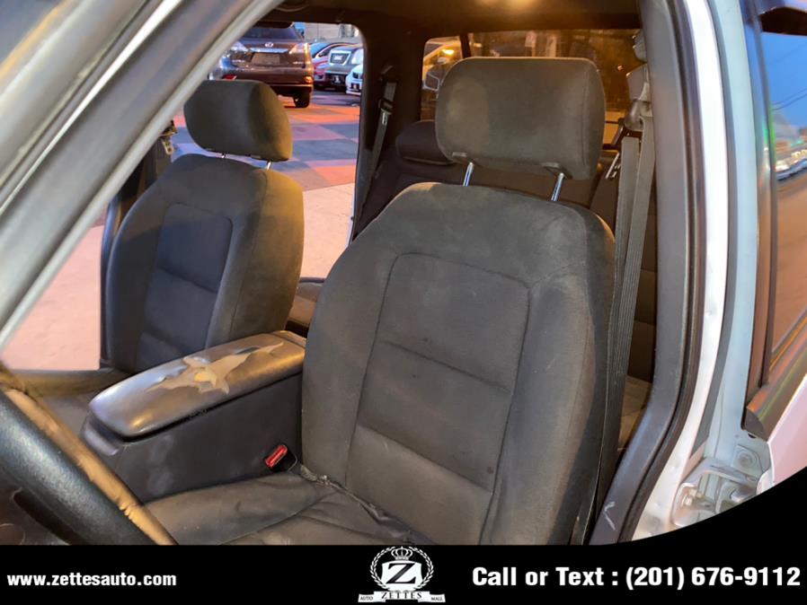 Used Ford Explorer Sport Trac 4dr 126" WB 4WD 2001 | Zettes Auto Mall. Jersey City, New Jersey Used Ford Explorer Sport Trac 4dr 126" WB 4WD 2001 | Zettes Auto Mall. Jersey City, New Jersey