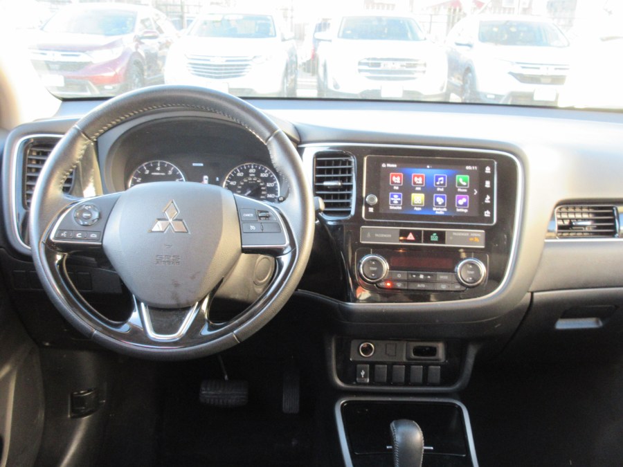 2019 Mitsubishi Outlander SE S-AWC, available for sale in Linden, New Jersey | Route 27 Auto Mall. Linden, New Jersey 2019 Mitsubishi Outlander SE S-AWC, available for sale in Linden, New Jersey | Route 27 Auto Mall. Linden, New Jersey