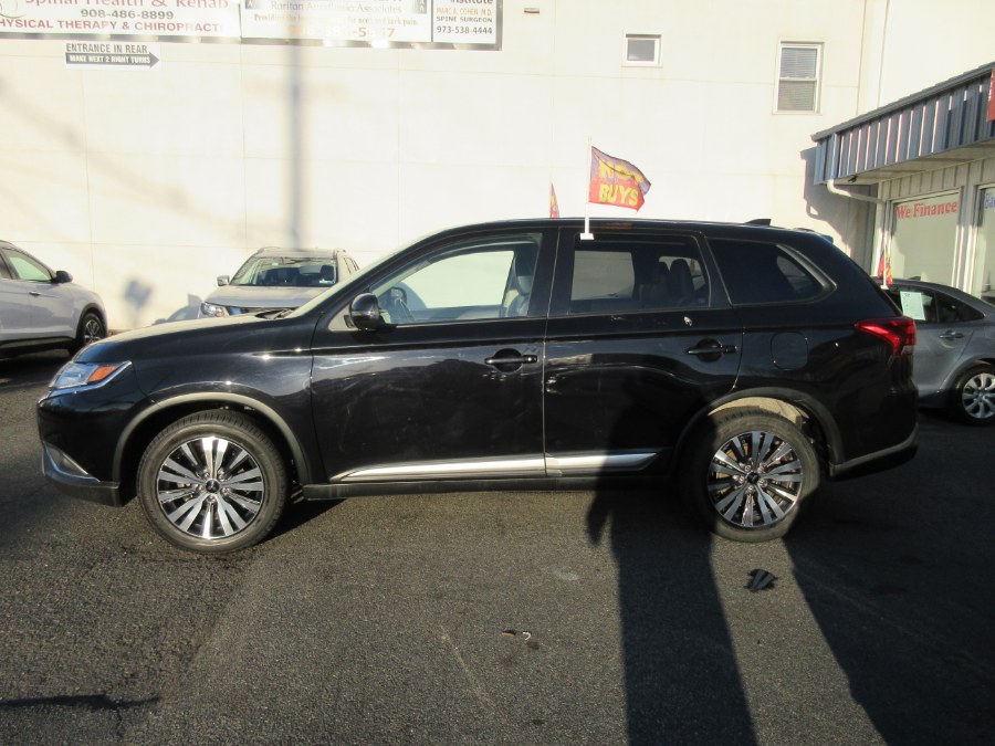 2019 Mitsubishi Outlander SE S-AWC, available for sale in Linden, New Jersey | Route 27 Auto Mall. Linden, New Jersey 2019 Mitsubishi Outlander SE S-AWC, available for sale in Linden, New Jersey | Route 27 Auto Mall. Linden, New Jersey
